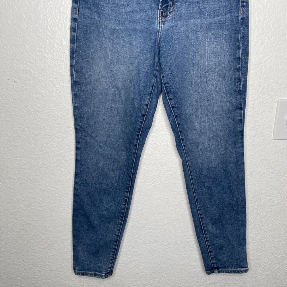 Old Navy Womens Jeans Size 4 High Rise O.G. Straight Secret Smooth Pockets - Picture 8 of 14